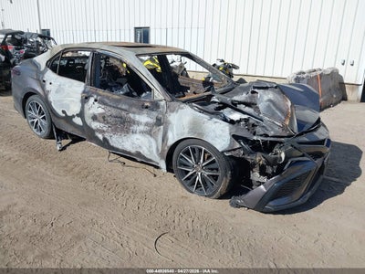 TOYOTA CAMRY 2023