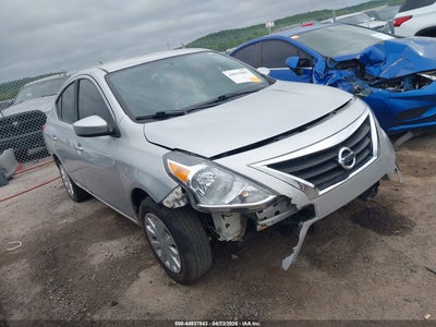 NISSAN VERSA 2019