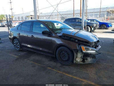 VOLKSWAGEN JETTA 2013