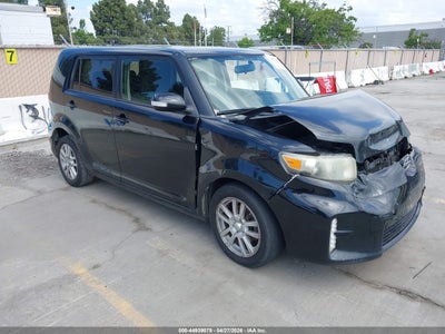 SCION XB 2013