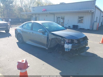 TOYOTA CAMRY 2025