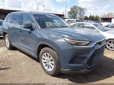 TOYOTA GRAND HIGHLANDER 2025
