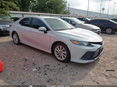 TOYOTA CAMRY 2023