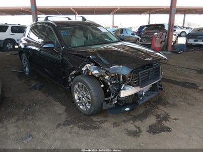 GENESIS GV70 2025