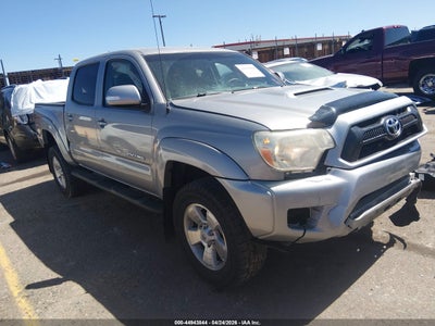 TOYOTA TACOMA 2015