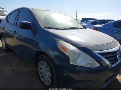 NISSAN VERSA 2015