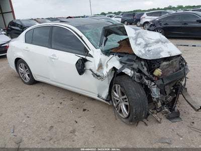 INFINITI Q40 2015