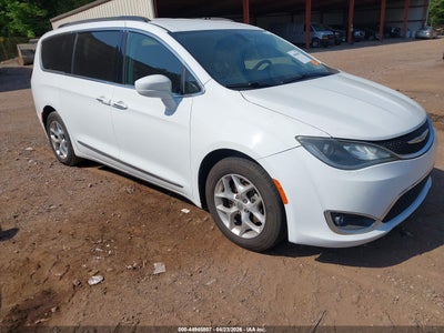 CHRYSLER PACIFICA 2017