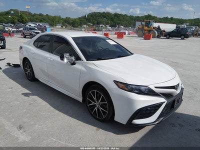 TOYOTA CAMRY 2023