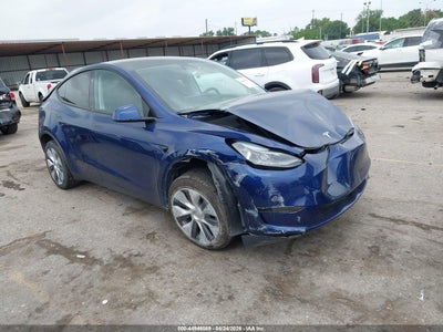 TESLA MODEL Y 2023