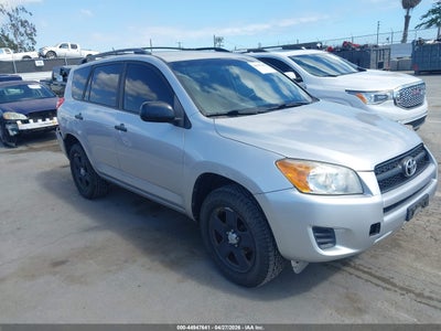 TOYOTA RAV4 2010