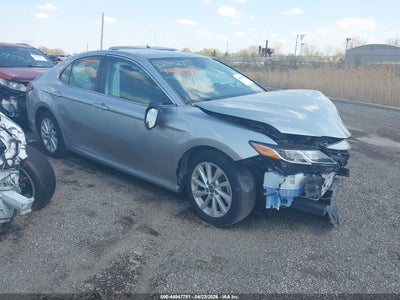 TOYOTA CAMRY 2022