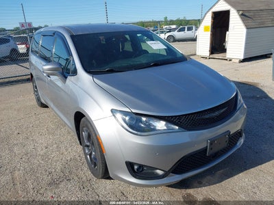 CHRYSLER PACIFICA 2019
