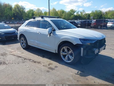 AUDI Q8 2023