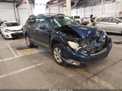 SUBARU OUTBACK 2011