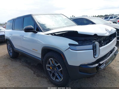 RIVIAN R1S 2023