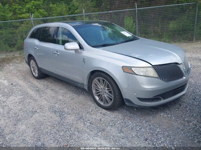 LINCOLN MKT 2013