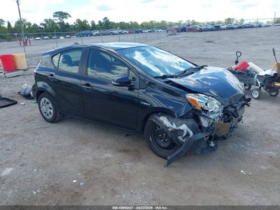 TOYOTA PRIUS C 2016