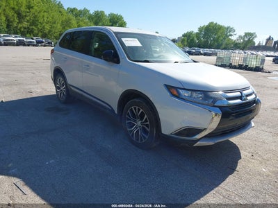 MITSUBISHI OUTLANDER 2016