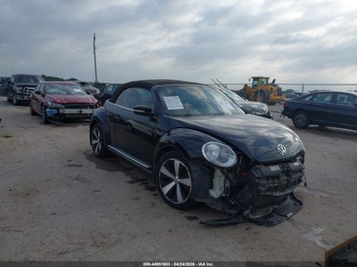 VOLKSWAGEN BEETLE 2013