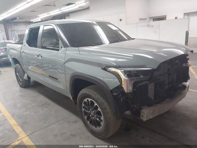 TOYOTA TUNDRA 2025