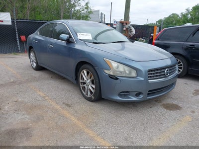 NISSAN MAXIMA 2011