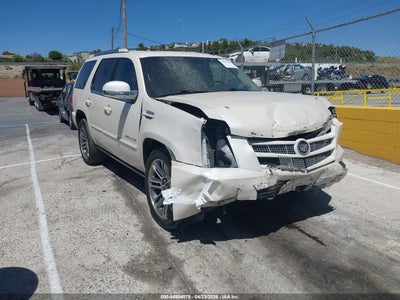 CADILLAC ESCALADE 2013