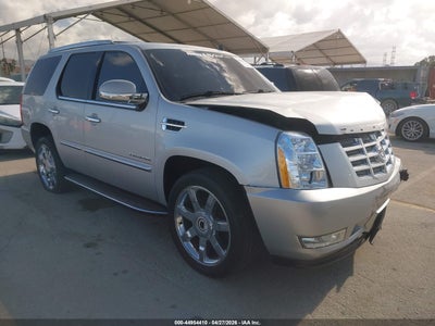 CADILLAC ESCALADE 2011