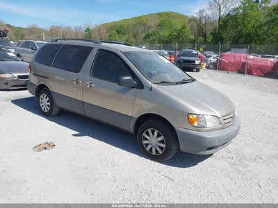 TOYOTA SIENNA 2002