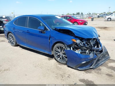 TOYOTA CAMRY 2023