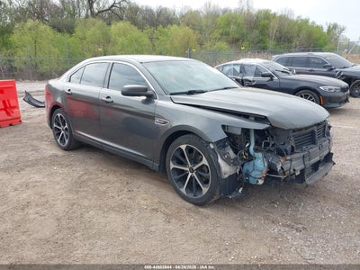 FORD TAURUS 2016
