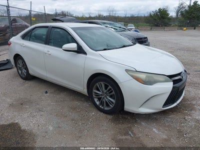 TOYOTA CAMRY 2016