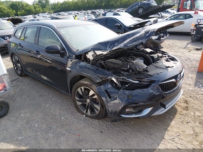 BUICK REGAL TOURX 2018