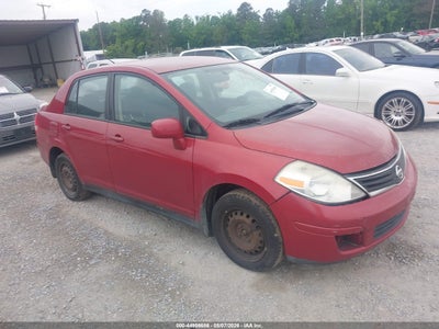 NISSAN VERSA 2011