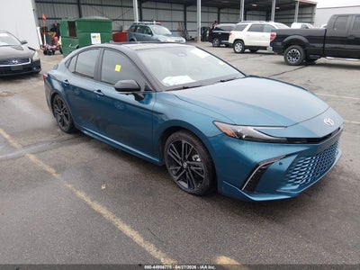 TOYOTA CAMRY 2025