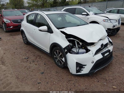 TOYOTA PRIUS C 2018