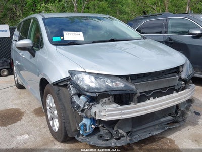 CHRYSLER VOYAGER 2022