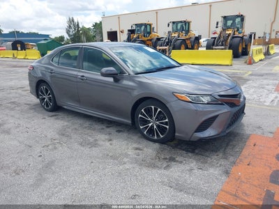 TOYOTA CAMRY 2019