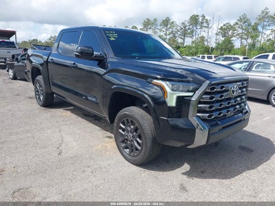 TOYOTA TUNDRA 2024