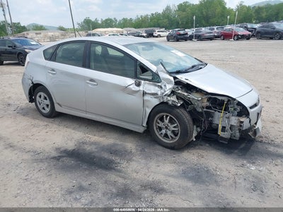 TOYOTA PRIUS 2011