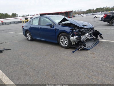TOYOTA CAMRY 2025