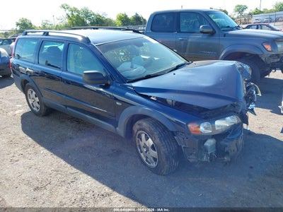 VOLVO XC70 2004