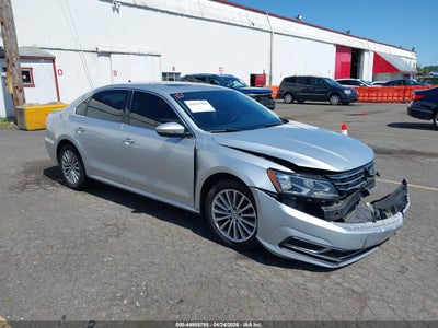 VOLKSWAGEN PASSAT 2016