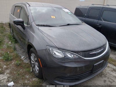 CHRYSLER PACIFICA 2017