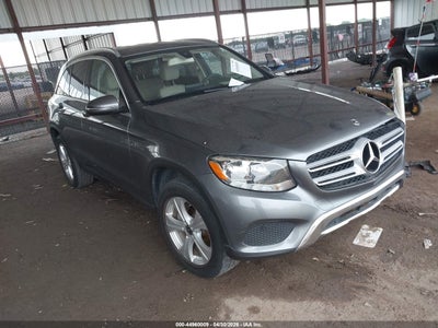 MERCEDES-BENZ GLC 300 2017