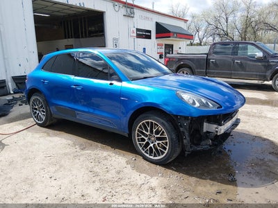 PORSCHE MACAN 2018