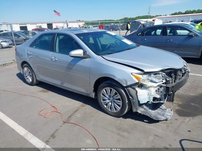 TOYOTA CAMRY 2014