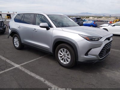 TOYOTA GRAND HIGHLANDER 2025