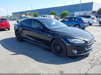 TESLA MODEL S 2014