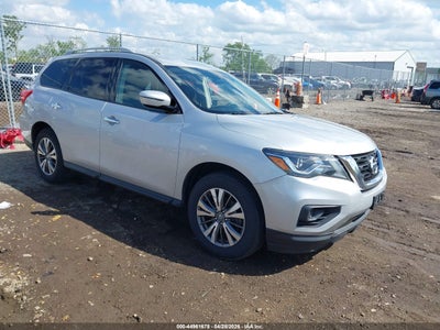 NISSAN PATHFINDER 2017